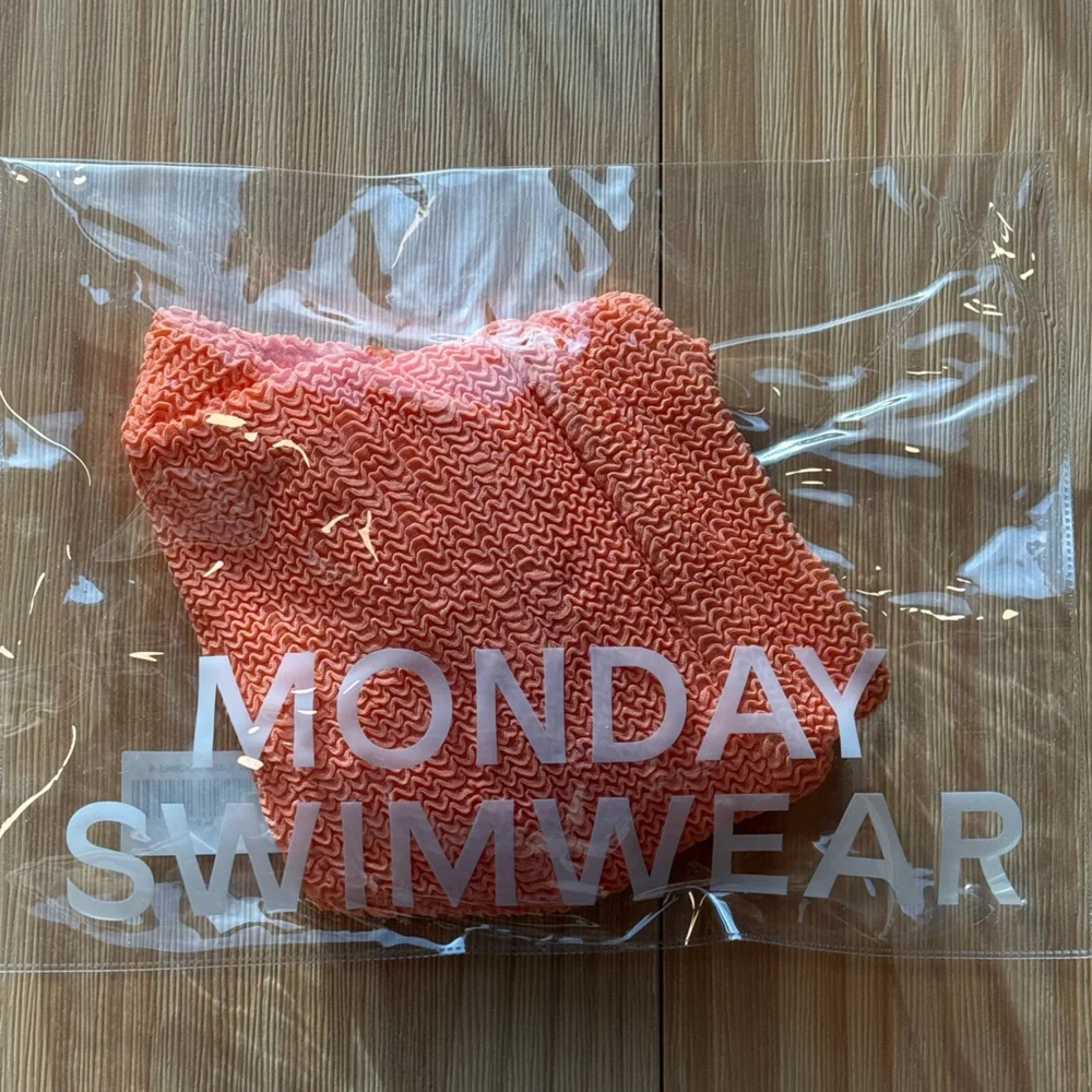 NEW Monday Swimwear Argentina Bottom Summer Peach Crinkle